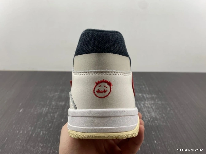 TRAVIS THE JORDAN FZ8117-100 SCOTT CUT CHECK X 0731